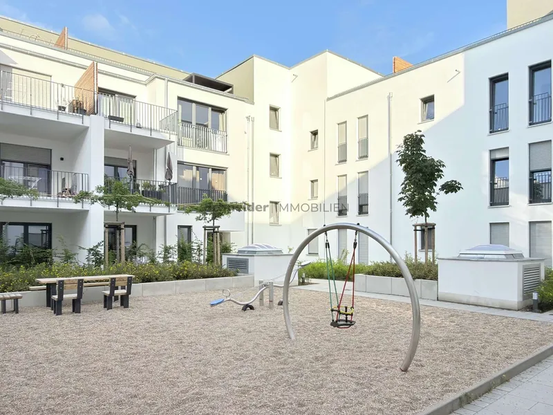 Erstbezug! Hochwertige 4-Zimmer-Neubauwohnung mit großem Balkon — photo 1